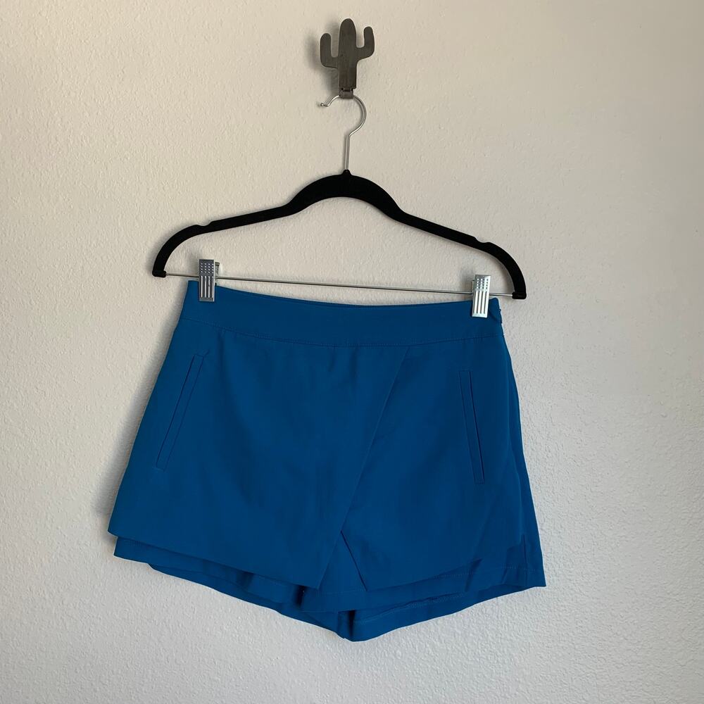 5/$25 NWT Forever21 Blue Shorts